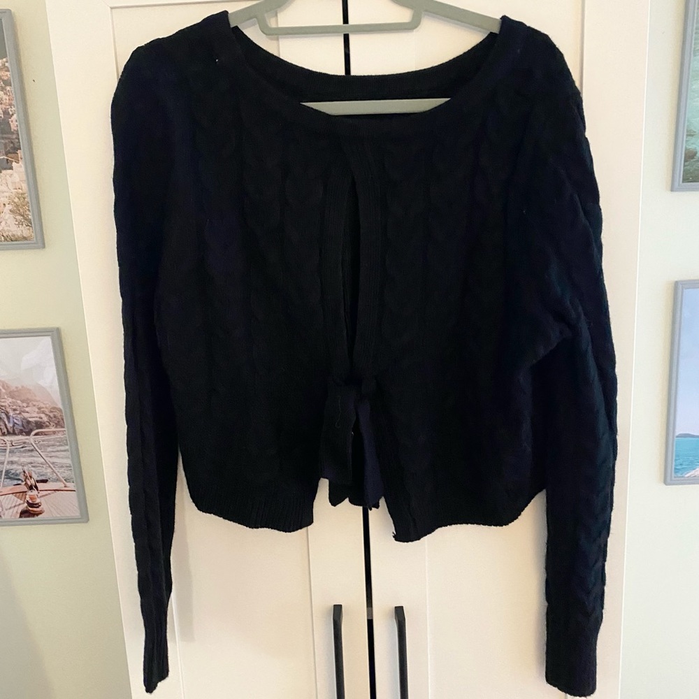 Black cropped Lulu’s sweater - Picture 4 of 5